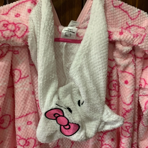 NWT Hello Kitty Onesie Sleepwear - Picture 6 of 7